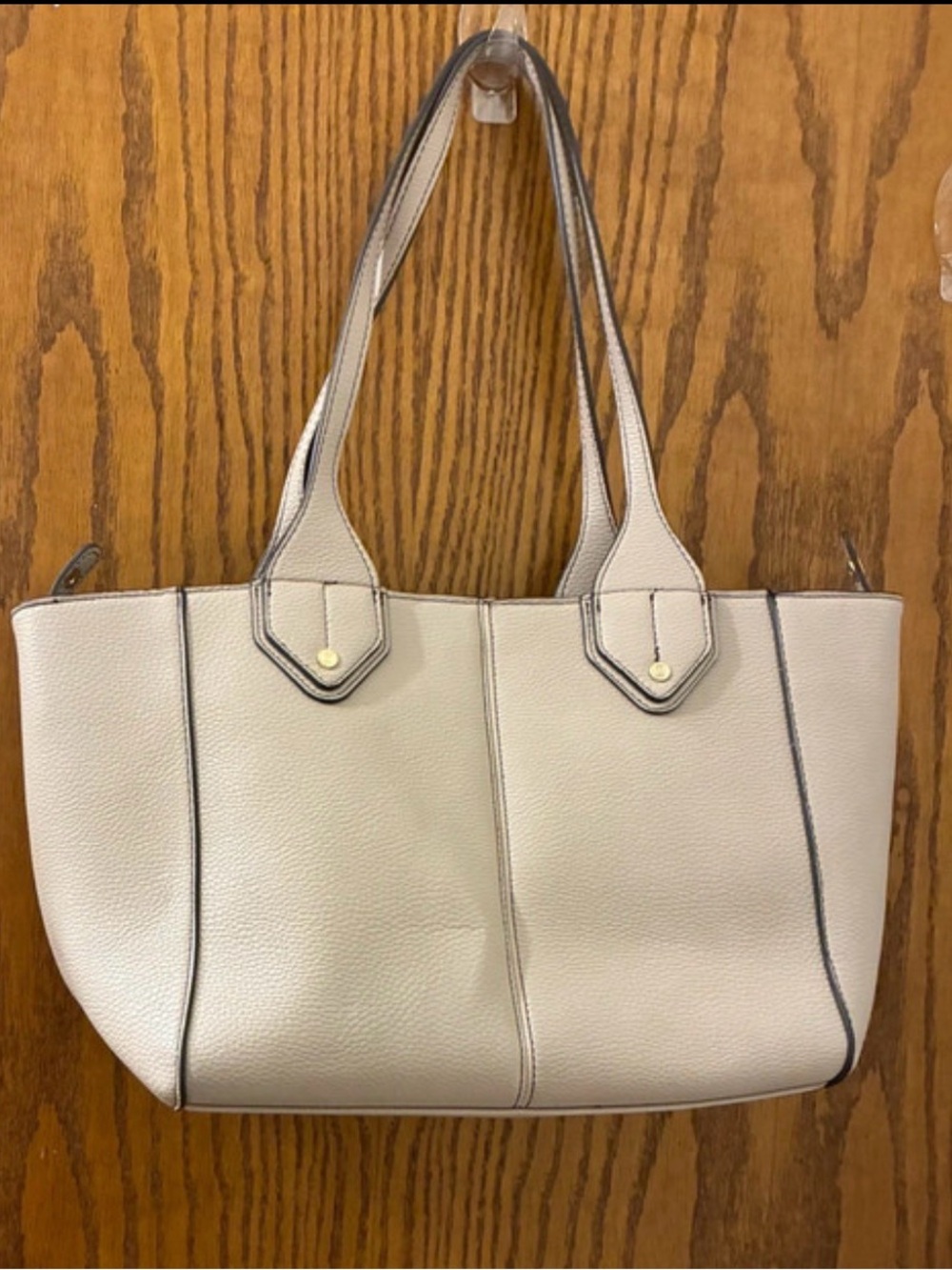 Liz Claiborne Cream Pebbled Tote with Contrast Piping